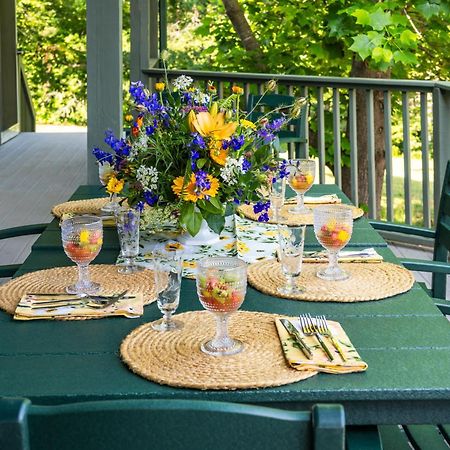 The Inn At Amaris Farms Weaverville Экстерьер фото