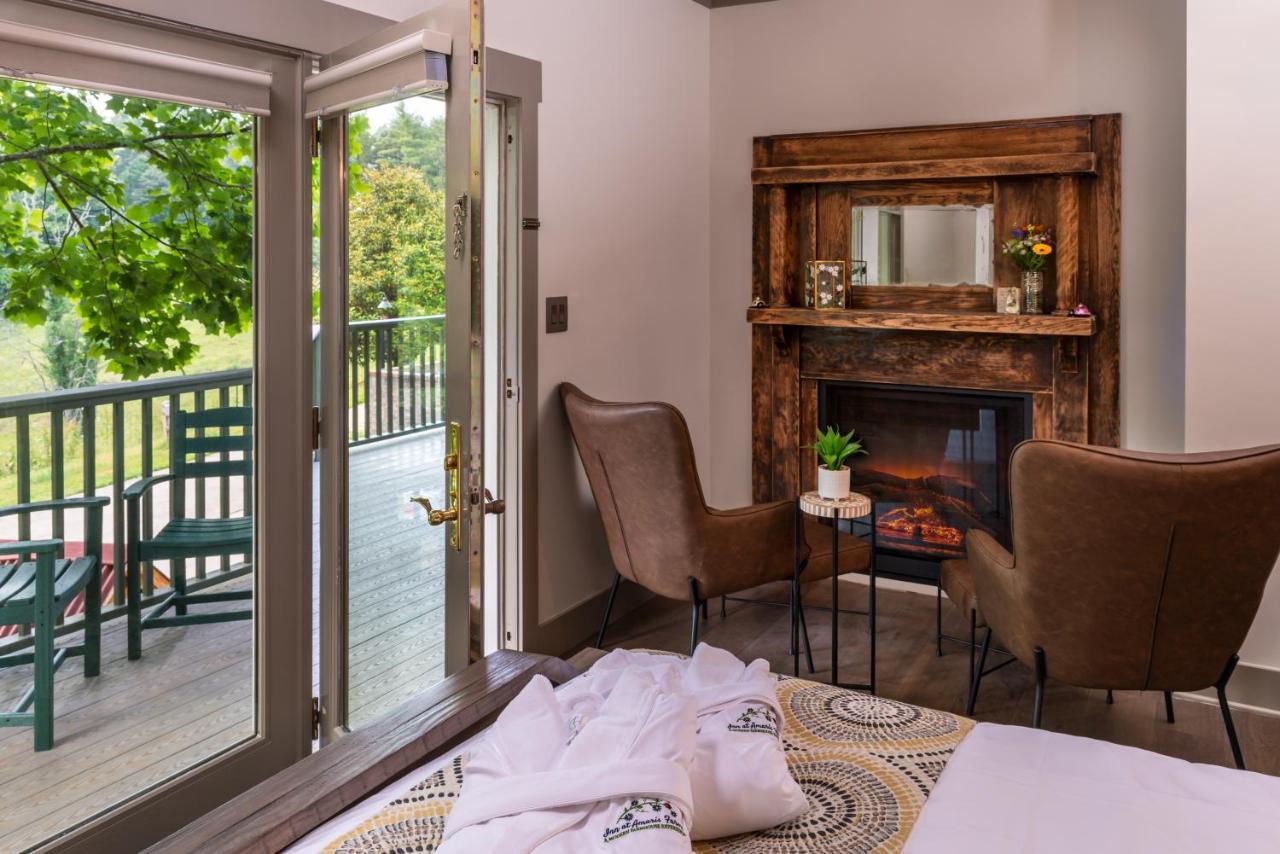 The Inn At Amaris Farms Weaverville Экстерьер фото