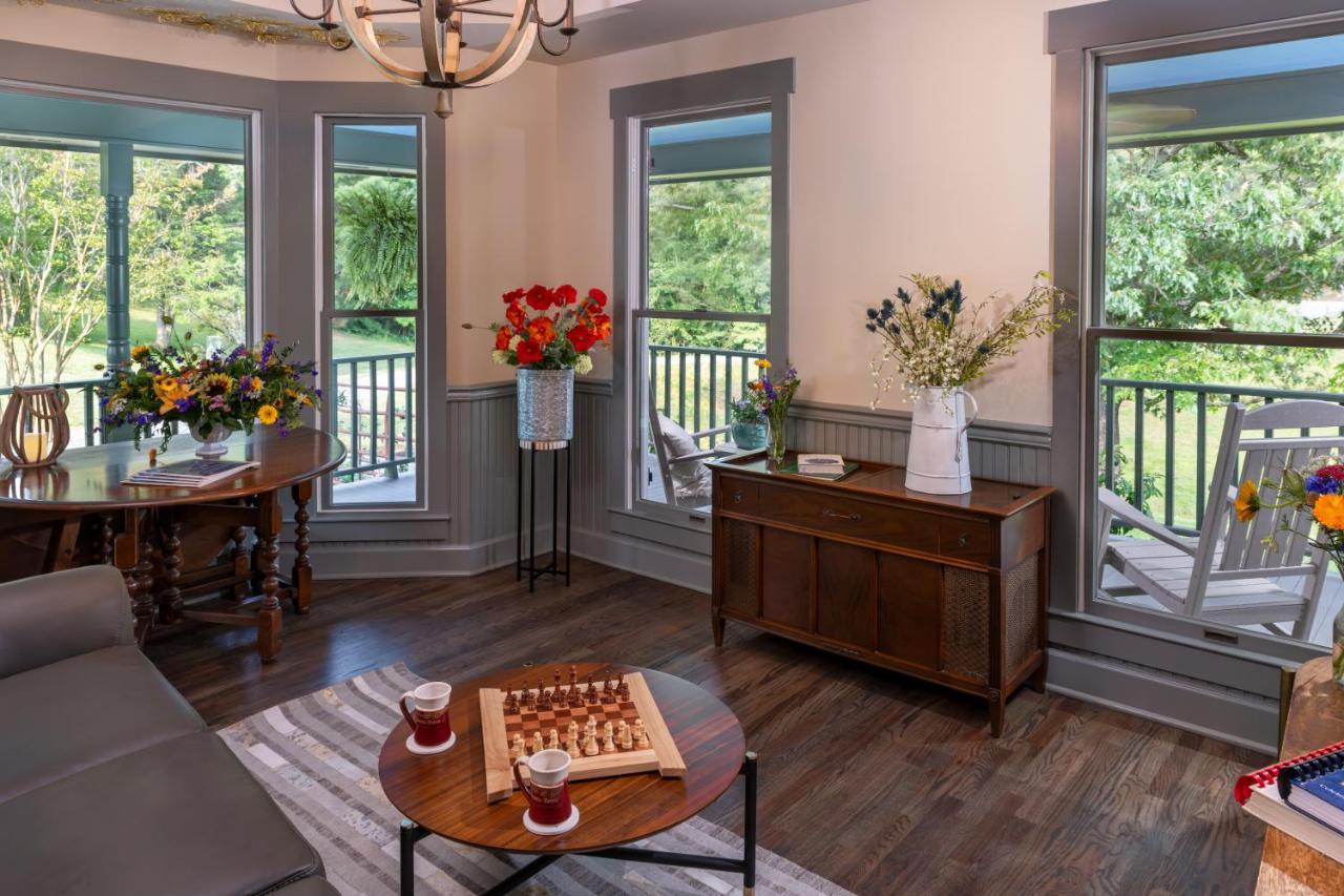 The Inn At Amaris Farms Weaverville Экстерьер фото