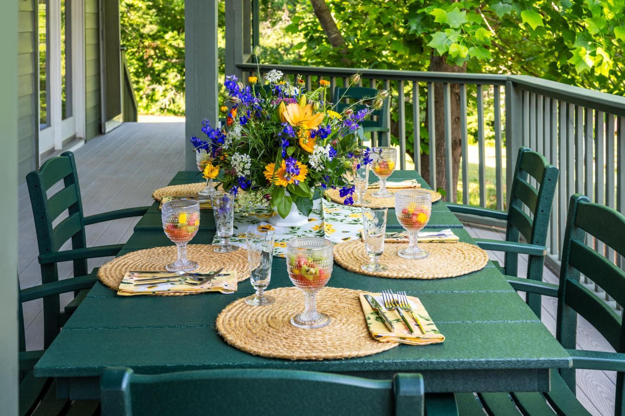 The Inn At Amaris Farms Weaverville Экстерьер фото